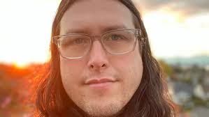 From galleries to Kraken games, Native American artist Fox Spears honors  Karuk traditions