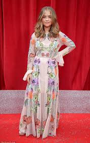 Early childhood matilda freeman was born on 31st august 2004 and is currently 16 years old. British Soap Awards 2018 Coronation Street And Lucy Fallon Sweep The Awards Express Digest