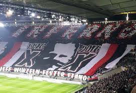 Keine ahnung, ich bin nicht in der uf. Eintracht Frankfurt Hoffenheim 09 12 2016