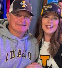 Happy Valentine's Day to all the sweethearts in the Vandal Family! 🥰💟  (post 2 of 3)