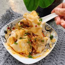 Scharfe Wontons Nach Szechuan Art Rezept Kitchen Stories Rezept Essen Scharfes Essen Asiatische Gerichte