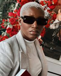 𝐂𝐚𝐫𝐭𝐢𝐞𝐫 eyewear is the epitome of elegance—refined, luxurious, and  timeless. Each design reflects the brand's iconic style and attention to  detail, making every pair a statement of sophistication. "𝙊𝙥𝙩𝙞𝙚𝙠  𝙈𝙖𝙧𝙞𝙨𝙖, 𝙤𝙢 𝙩𝙚