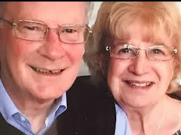 I spoke with the man from model train shop, Pier St who has been there for  many years and he told me that this was the old Radio Rentals shop Pier  St,Aberystwyth.