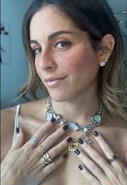 Se tenía que decir y se dijo. Tu estilo, tus reglas ❤️‍🔥 exprésate como  eres, que el resto fluye ❤️‍🔥 . . . #miamifashion #miamistyle  #miamiblogger #ootdinspo #grwm