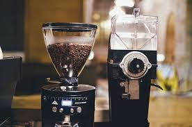 Burr grinders are considered superior to blade grinders or other types of manual grinders because they yield more consistently ground coffee while still preserving the freshness and oils. The 7 Best Coffee Grinders For 2020 Burr Grinder Reviews