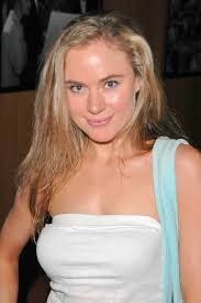 Paula Labaredas — Stock Editorial Photo © s_bukley #16423777