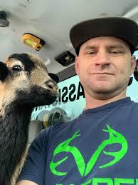 I think my wife is selling goats secretly. I answered her phone this  morning and this man asked, " is that goat still there?🙆😔