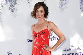 The last resort is a documentary film about miami beach directed by dennis scholl and kareem tabsch. Hallmark Star Autumn Reeser Is The Ultimate Working Mom