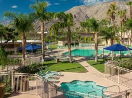 Shilo inn suites osoite naapurustossa chino canyon on 1875 north palm canyon drive, ja sen etäisyys kaupungin palm springs keskustasta on 1,9 km. Days Inn Palm Springs