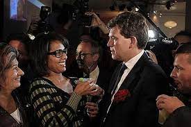 Dans une interview à france soir, elle affirme vouloir présenter en outre un magazine, comme david pujadas ou marie. Audrey Pulvar Et Ses Liaisons Dangereuses