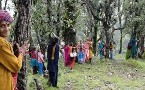 Chipko Movement A Movement To Save Trees Universe Tale