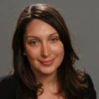 Elizabeth Makris's Instagram, Twitter & Facebook