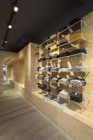 Pin By Kelu On Retail Shops Retail Design Retail Store Design Shop Window Design