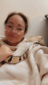 I just love her little heart shapes she has! 🖤