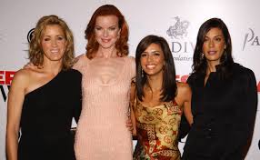 Desperate housewives theme written by danny elfman see more ». Felicity Huffman Felt Like The Ugliest One While On Desperate Housewives Set Show Creator Says Entertainment Tonight