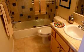 Jenis cacing kamar mandi yang biasanya muncul adalah cacing tanah, cacing darah, dan cacing rambut kuda.ada pula beberapa jenis cacing kamar mandi lainnya, tetapi biasanya lebih jarang muncul. Hukum Makan Di Kamar Mandi Konsultasi Agama Dan Tanya Jawab Pendidikan Islam