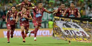 Millonarios in actual season average scored 1.44 goals per match. Fotos Burlas Hinchas De Tolima Vs Nacional Por El Titulo De Liga Aguila 1 2018 Trapos Minuto 90 3
