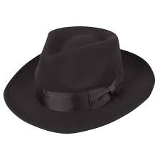 Check spelling or type a new query. Classic 1940 S Gangster Mafia Al Capone New York Felt Fedora Style Hat New Buy Online In Andorra At Andorra Desertcart Com Productid 53394524