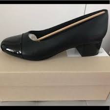 Clarks Chartli Diva Slip On Pumps In Black Nwt