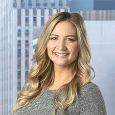 Lindsey Webb's Instagram, Twitter & Facebook