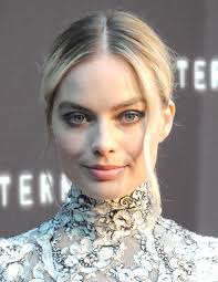 Margot Robbie Margot Robbie Margot Robbie Hot Margo Robbie