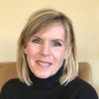 Sandra Ledrew's Instagram, Twitter & Facebook