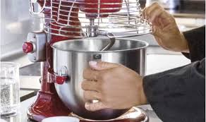 Fuel your culinary passion with the revolutionary kitchenaid metallic chrome professional heavy duty series, product number kg25h0xmc. Kuchenmaschine Mit Schusselheber 6 9l Professional 5ksm7990x Offizielle Website Von Kitchenaid