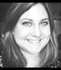 Caroline Compton's Instagram, Twitter & Facebook