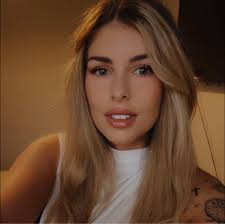 Who can provide weekly cleaning and companionship for a 90-year-old man in  Kirkcaldy?