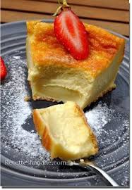 Comment Vous Ne Connaissez Pas Encore Ce Gateau Magique Qui Fait Fureur En Ce Moment Sur Les Blogs De Cuisine Recette Cuisine Et Boissons Gateaux Et Desserts