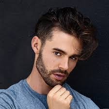 Evan Gomez's Instagram, Twitter & Facebook