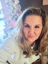 Introduction of a couple and discussion