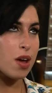 During the promotion of her second studio album ‘Back to Black’, Amy did an  interview with Tiscali discussing the upcoming album 🖤