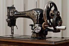 The first patent for a chain stitch machine was issued to an englishman named thomas sant in 1790, and in 1829, frenchman barthelemy thimonnier invented and patented a machine which used a modified chain stitch, and manufactured 80 working sewing machines. Who Made And When Was The First Sewing Machine Invented