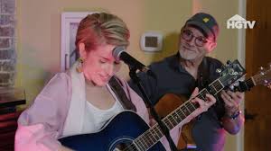 Maybe you would like to learn more about one of these? Hgtv Star Erin Napier Performs Beautiful Rendition Of Amazing Grace To Help Out New Neighbor