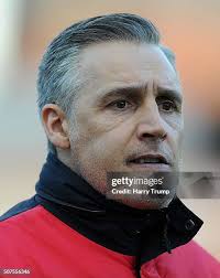 Lee Tomlin of Bristol City in action during the Sky Bet Championship...  News Photo