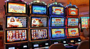 How to Play Las Vegas Slot Machines | VegasHowTo.com
