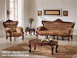 Set Kursi Sofa Klasik Ukir Takimi Merupakan Set Kursi Sofa Yang Sengaja Di Desain Mewah Dengan Ukiran Kla Wooden Sofa Designs Sofa Design Wood Sofa Set Designs