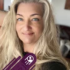 Jayme Hill's Instagram, Twitter & Facebook