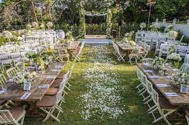 Lovely Small Backyard Wedding Cheap Backyard Wedding Backyard Wedding Decorations