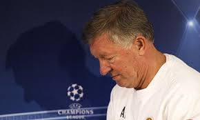 Sir Alex Ferguson storms off as press quizzes him