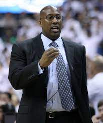 Michael burton brown (born march 5, 1970) is an american basketball coach who is the associate head coach for the golden state warriors of the national basketball association (nba) and the head coach of the nigerian basketball national team. Mike Brown Basketball Born 1970 Wikipedia