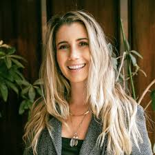 We are pleased to announce that Douglas Quinn will be featured in the Top  100 Canadian Professionals magazine. Douglas Quinn grew up in Alberta's  oilfield industry, sweeping floors at Legacy Quinn Pump