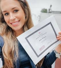 Elaine Rau's Instagram, Twitter & Facebook