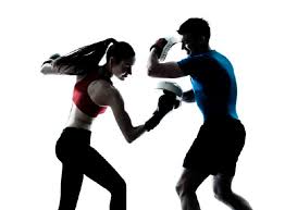 O treino feminino ocorre de segunda à sexta, das 19 às 20hrs, sendo um valor diferenciado para quem só faz neste horário. Boxe Academia One