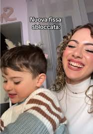 Non so quante volte al giorno me la fa cantare 🙄😂🫶🏻 Ufficialmente la  canzone preferita di Sanremo di Enea! @ELODIE #dimenticarsialle7 #elodie  #sanremo2025 #sanremo #mammaefiglio #cantiamoinsieme ...