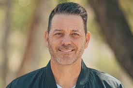 Eric Bartl's Instagram, Twitter & Facebook