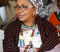 Queen mantfombi, 65, became interim leader of the country's largest ethnic group last month after the death of her husband, king goodwill zwelithini. Lechp Joei57mm