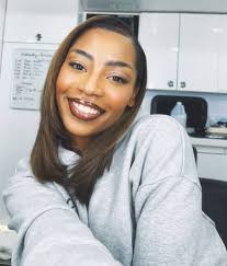 A double doze of Ms. #HaileyKilgore both as #Jukebox, a 17-year-old amazing  #highschooler & an amazing #soulfulsongbird in Raising Kanan (since 2021) &  as #taylorthompson, a 23-year-old dedicated #masterfirefighter, an  authoritative #trainingsergeant,