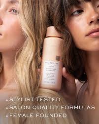 Amazon.com : Kristin Ess Hair Signature Salon Sulfate Free Shampoo and  Conditioner Set for Moisture, Frizz + Shine